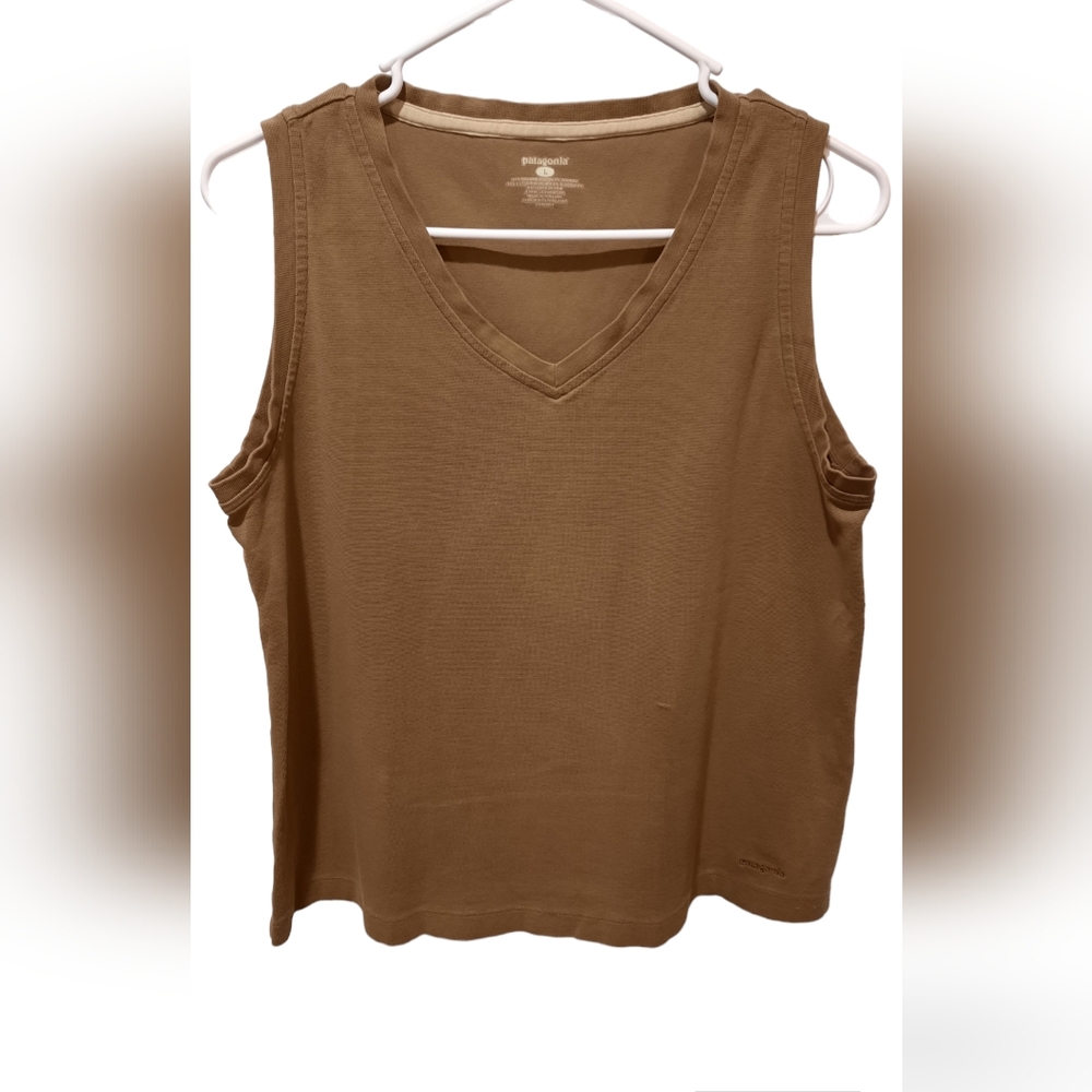 Patagonia Shirt Womans Large Green Sleeveless Organic Outdoor Nature Preppy